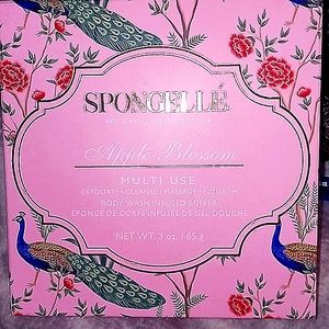 🎁NWT🎁 Spongelle Body wash infused buffer